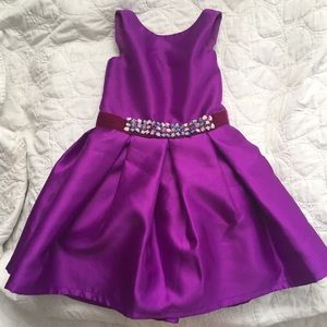 Zöe LTD satin purple party dress